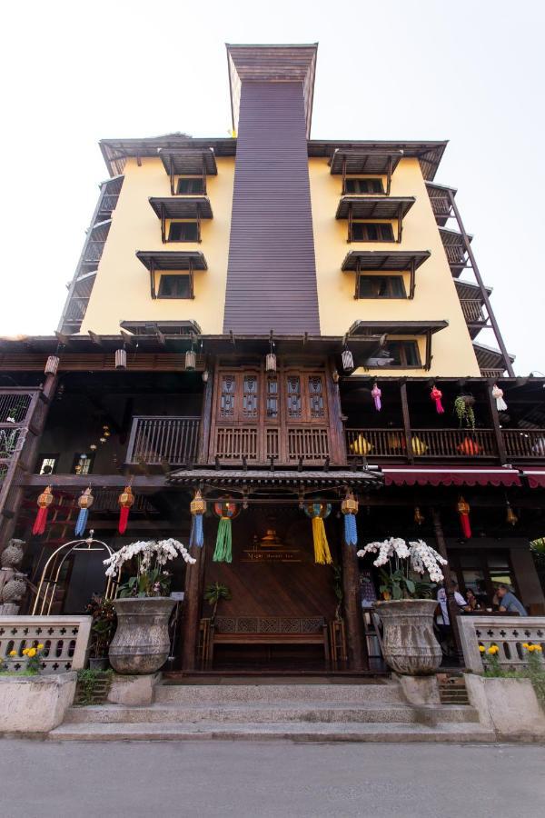 Night Bazaar Inn Chiang Mai Bagian luar foto